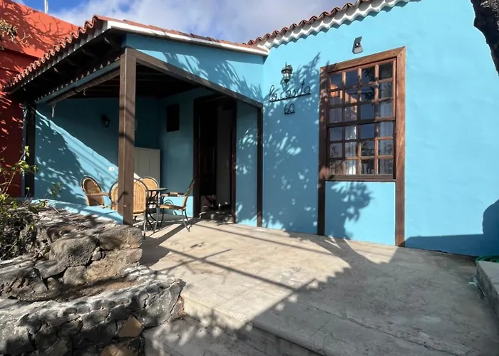 La Casita Azul